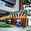 TRYP by Wyndham Santa Cruz