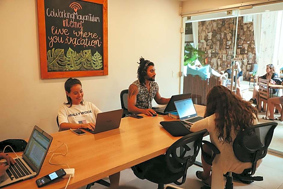 Mayan Monkey Hotel & Hostel Tulum