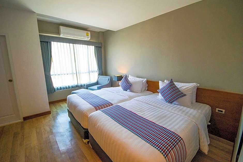 Comet Hotel Surat Thani