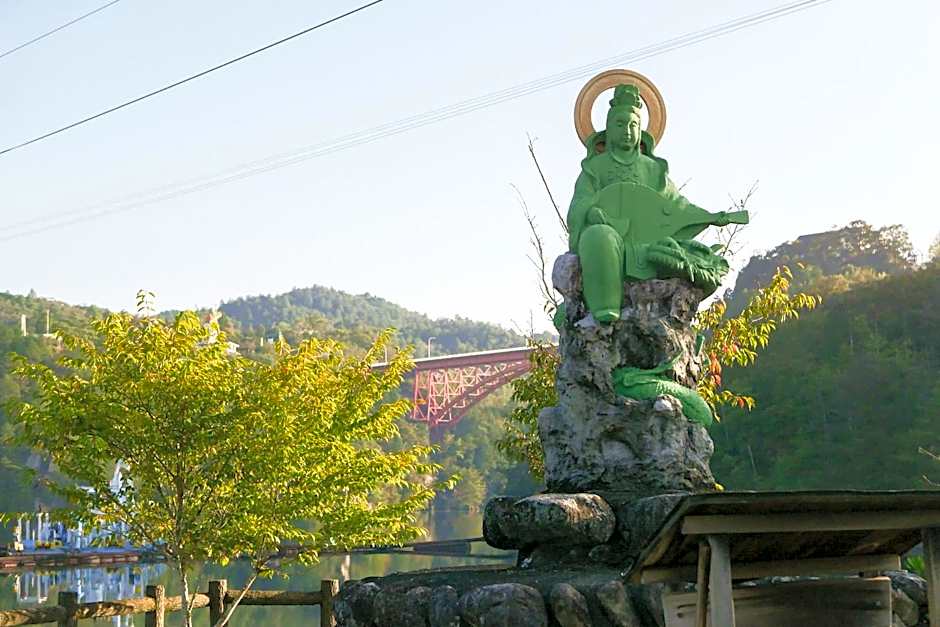 Enakyo Onsen Hotel Yuzuriha