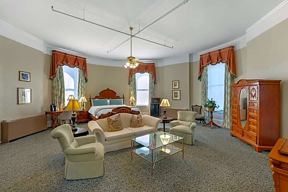 Windsor Hotel, an Ascend Collection Hotel