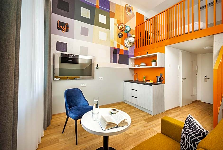 lyf Schönbrunn Vienna