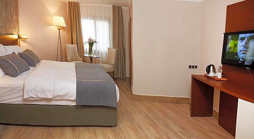 Mira Hotel Alsancak