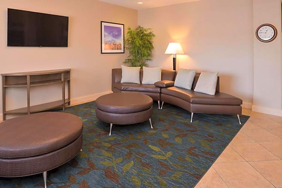 Candlewood Suites Bloomington-Normal By IHG