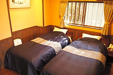 Twin Room with Open-Air Bath