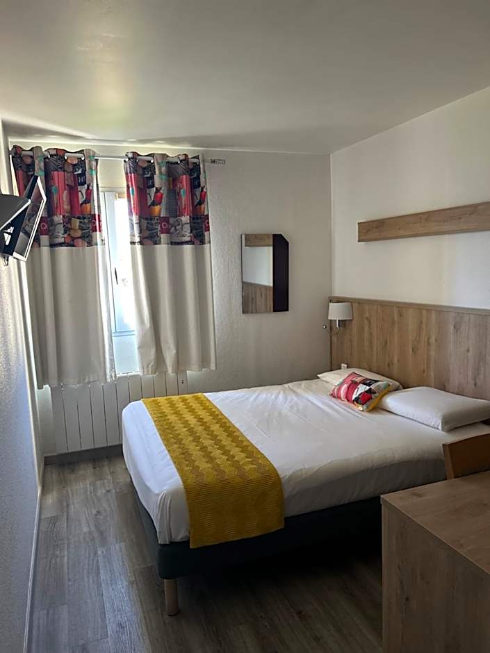 Kyriad Hotel - Restaurant Carentan