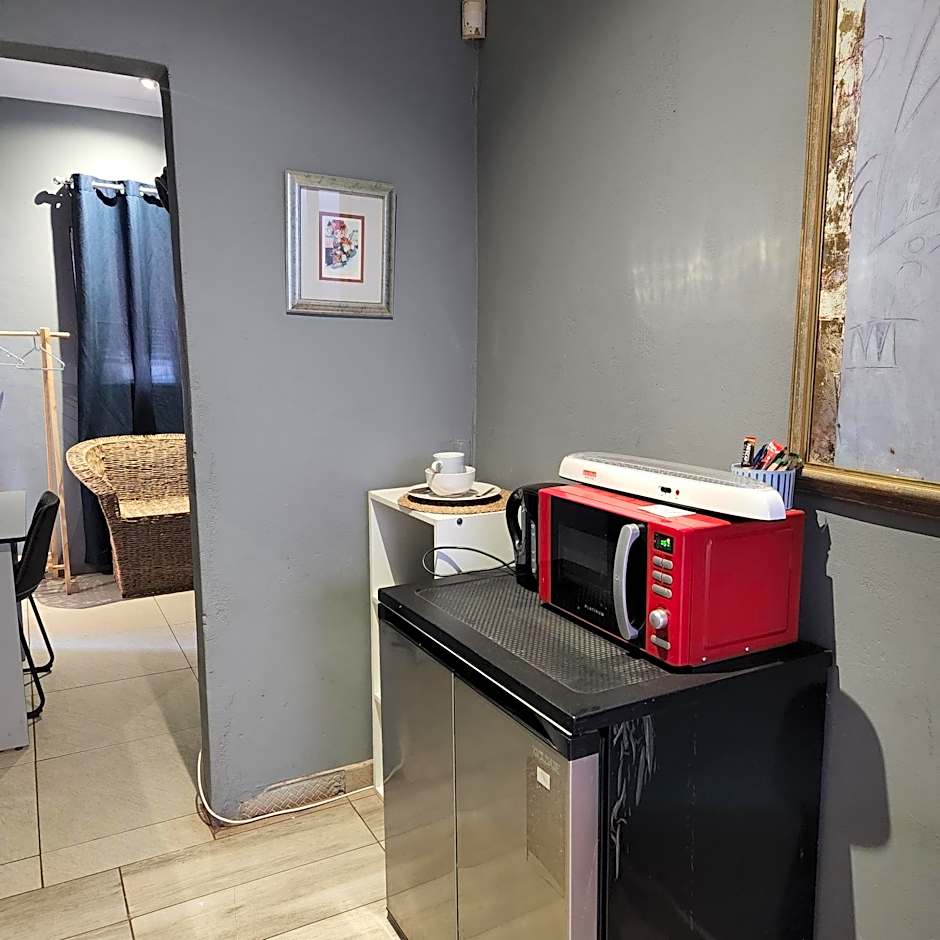Rue Guesthouse