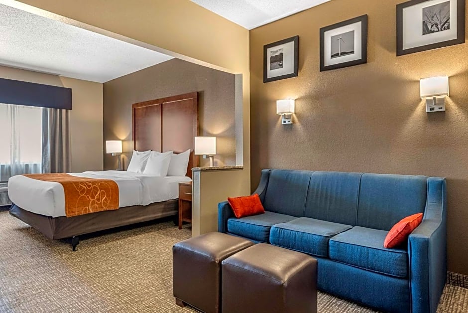 Comfort Suites Terre Haute University Area