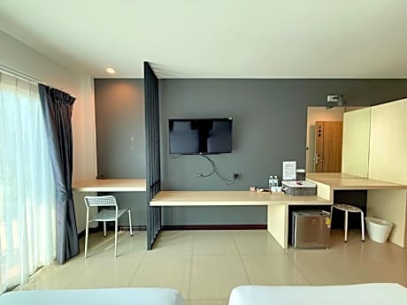 Superior Pool Access