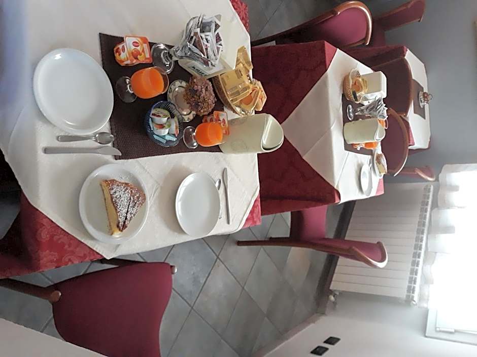 Adelphi Room & Breakfast