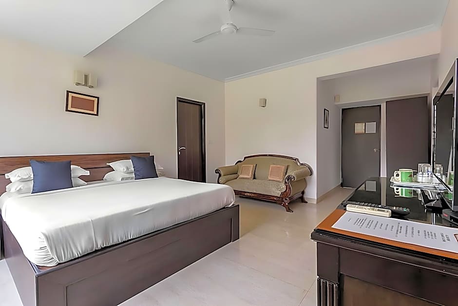 Arotel Rooms & Suites