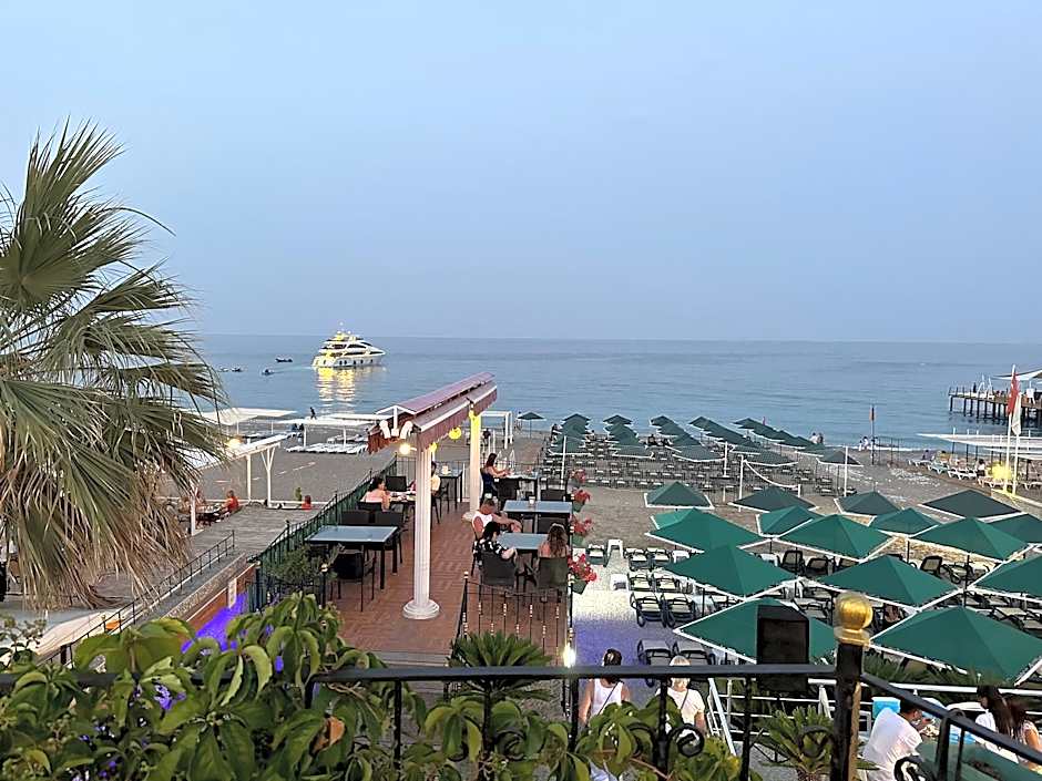 Alleria Belport Beach Hotel