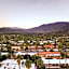 The Wesley by AvantStay Mid-Century Modern Oasis with Pool