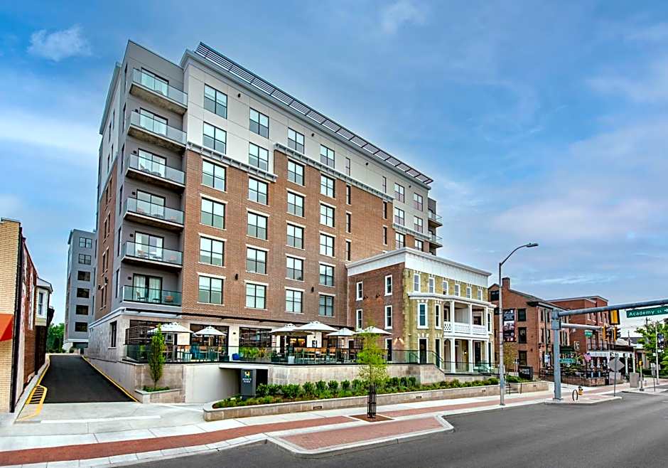 Hyatt Place Newark-Main Street