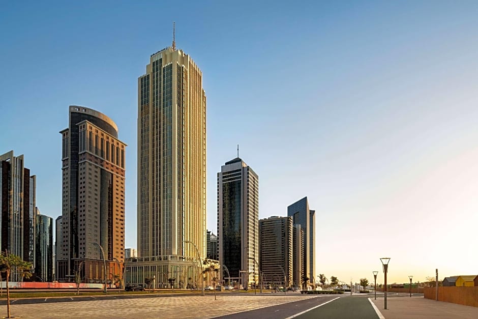 Wyndham Grand Doha West Bay Beach