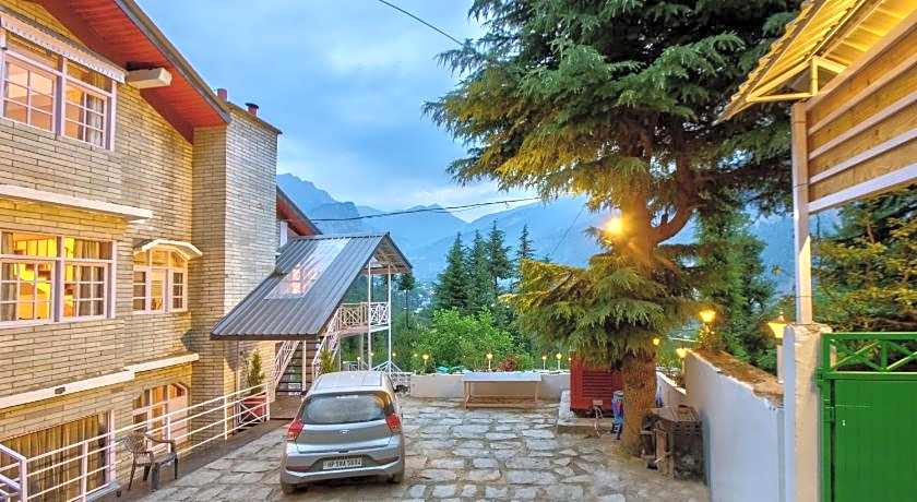 Baan By Snow City Farm