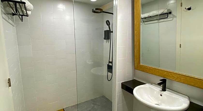 The Lokal Hotel Phuket