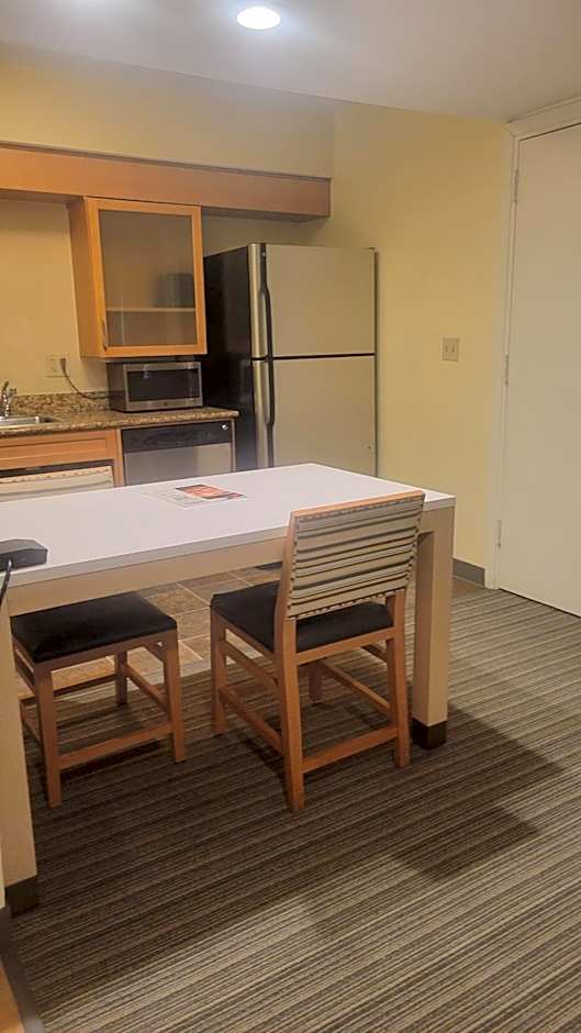 Sonesta ES Suites St. Louis - Chesterfield