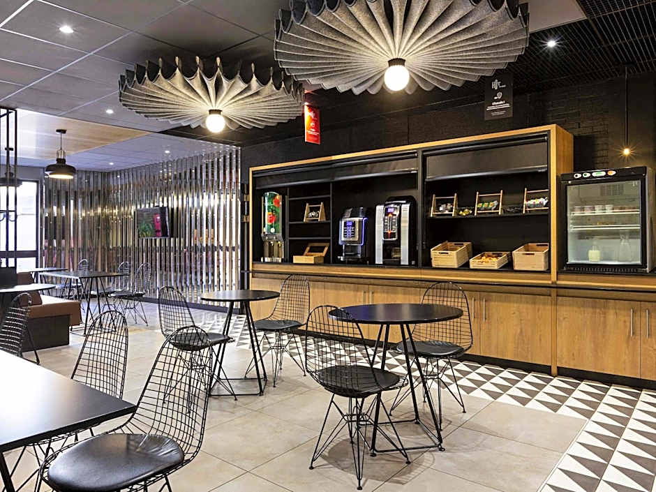 Ibis Marseille Centre Prefecture