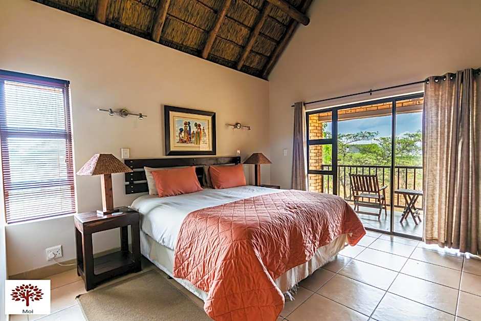 Zebula Golf and Wildlife Estate - Spectacular View Pax 13 - Moi Signature Luxury villa