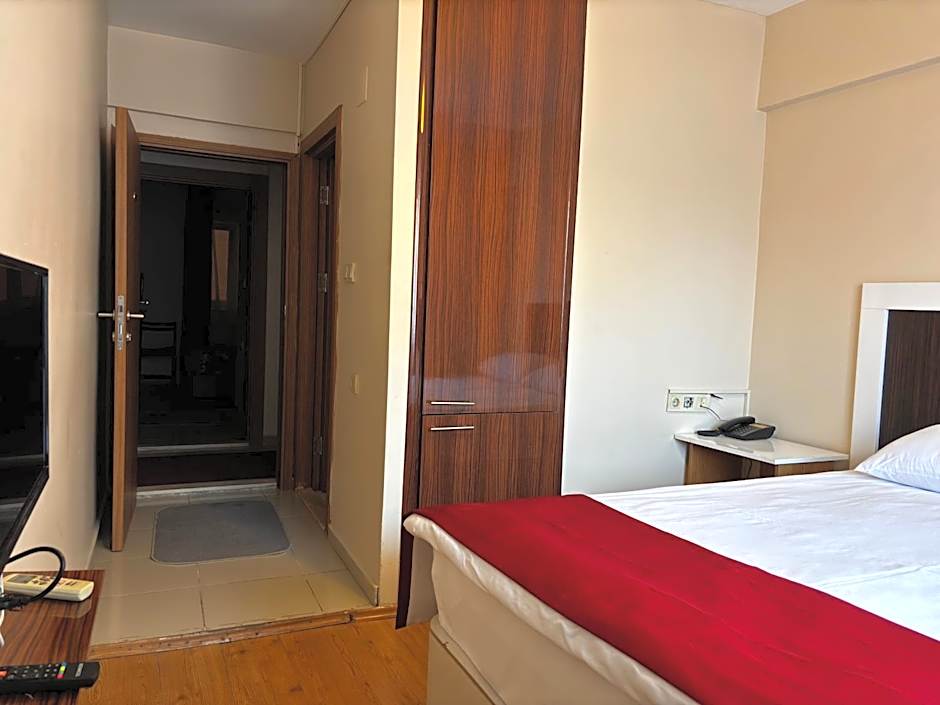 Demirci Otel