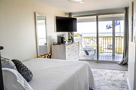 Double Room with Balcony and Sea View
