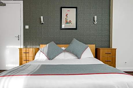 Flexistay Tulsi Aparthotel