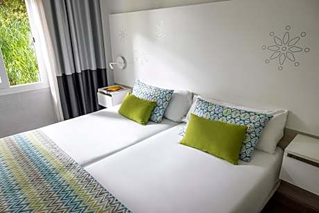 Family Double Room (2 Adults)
