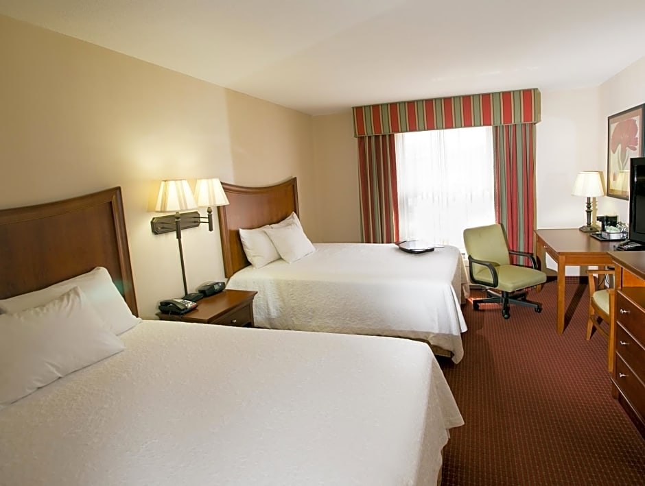 Photo 1 of 4 of 2 Queen Beds, Hearing/Mobility Accessible, Bathtub