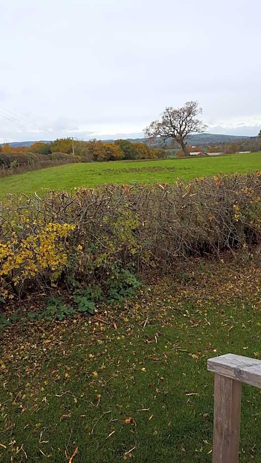 Ruth's Retreat Country Retreat with private hot tub