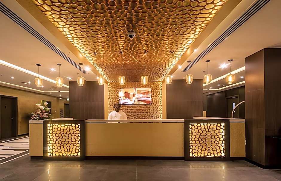 Carnelian Muscat - Airport Hotel