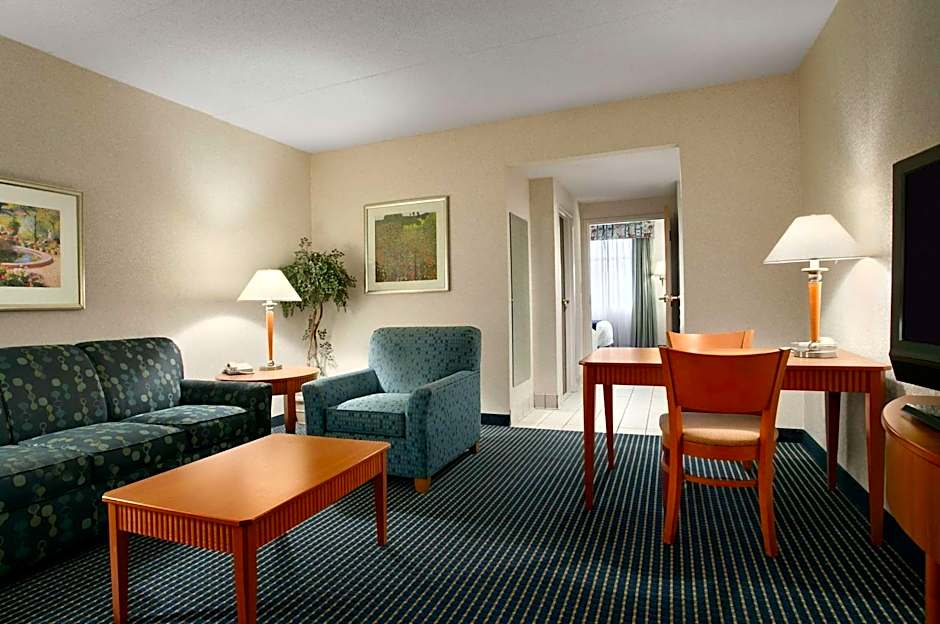 Embassy Suites By Hilton Hotel Lexington