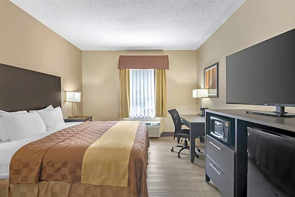 Best Western Teal Lake Inn