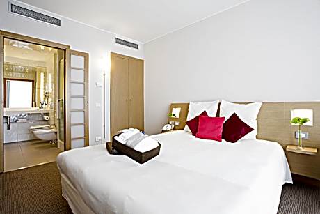 Executive King Room with Sofa