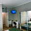 Smart-House-Central-Rent-Rooms-With-Air-Conditioning FREE PARKING