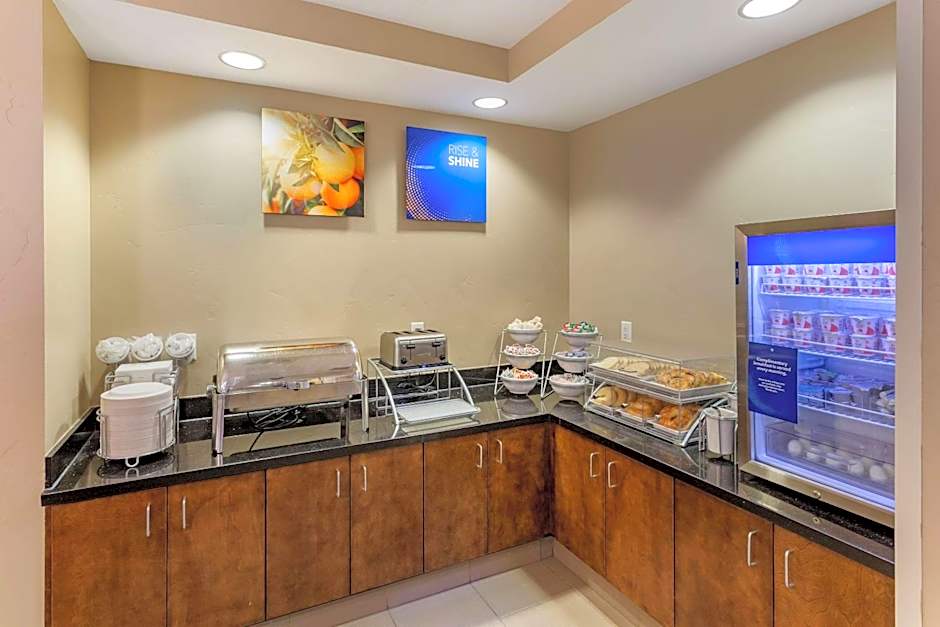 Comfort Inn & Suites Tooele-Salt Lake City