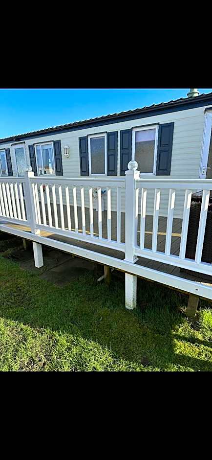 8 berth Waterside Ingoldmells V8 Santanavan 3