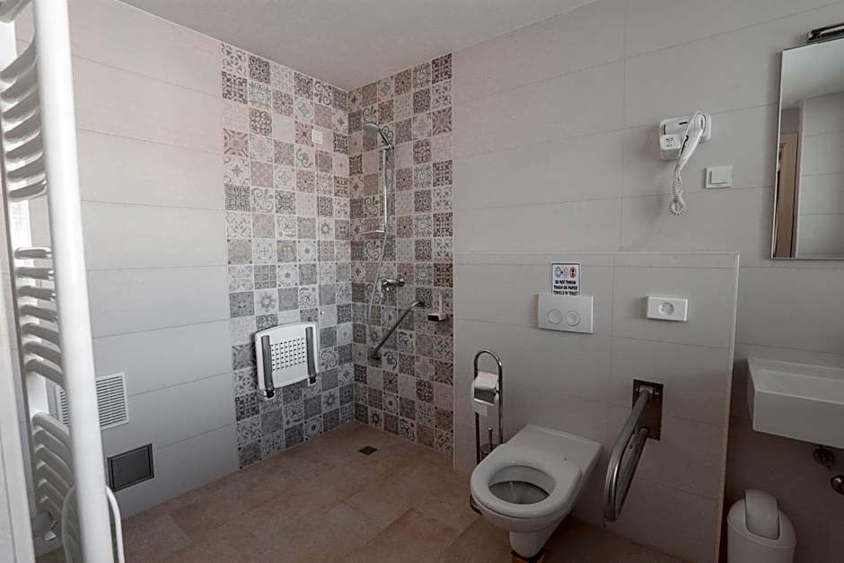 Hotel Borovnik