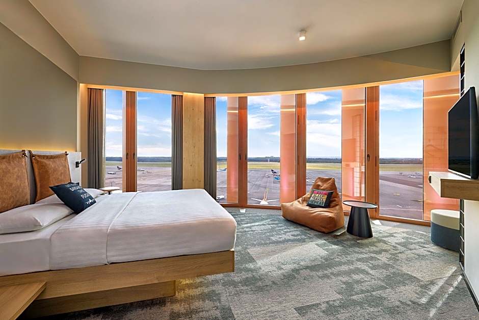 Moxy Luxembourg Airport