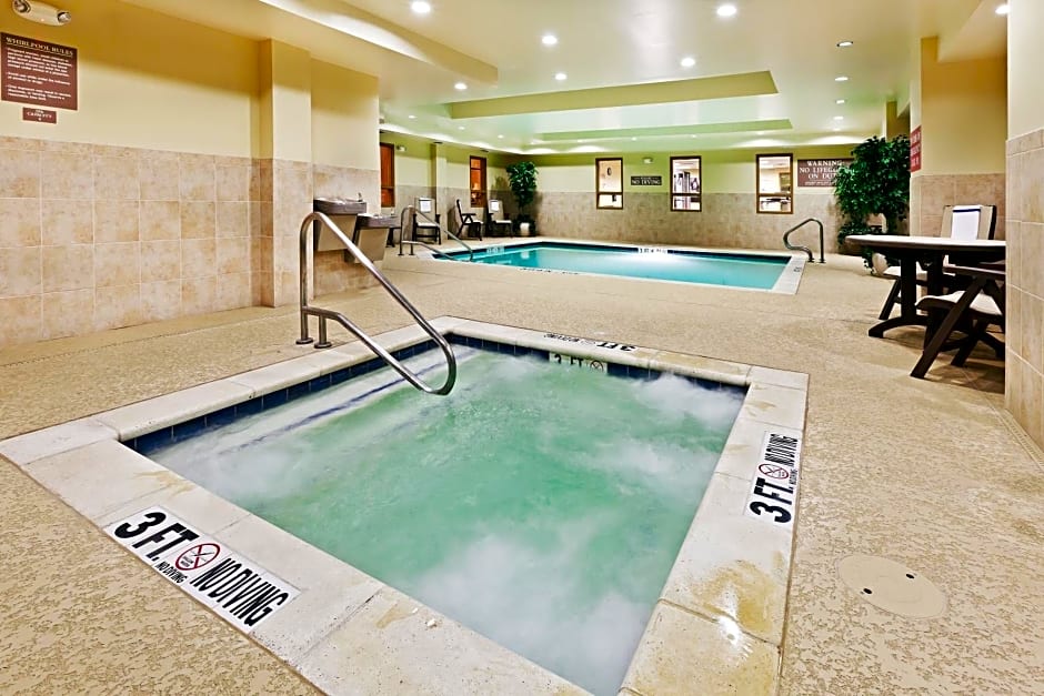 Country Inn & Suites by Radisson, Texarkana, TX
