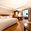 Hotel the Hill