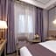 GYA Jiaxing Tongxiang City Century Avenue Hotel