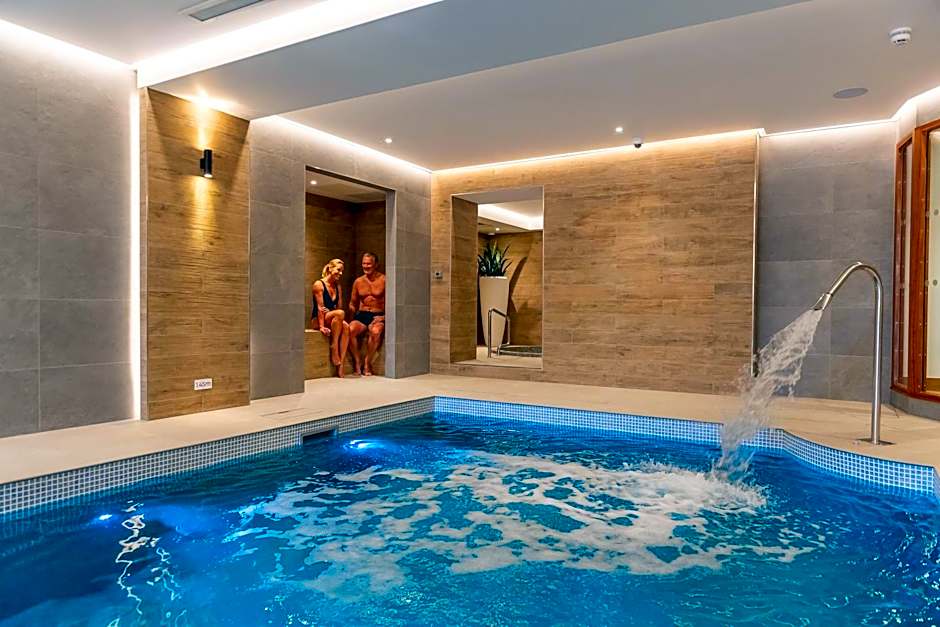 The Victoria Hotel & Source Spa