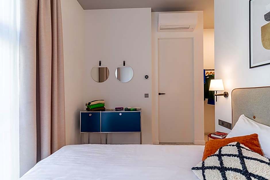 H11 Aparthotel