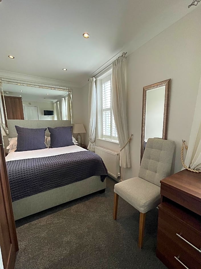 Grosvenor Lodge Guest House