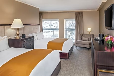 Deluxe Double Room with Two Double Beds