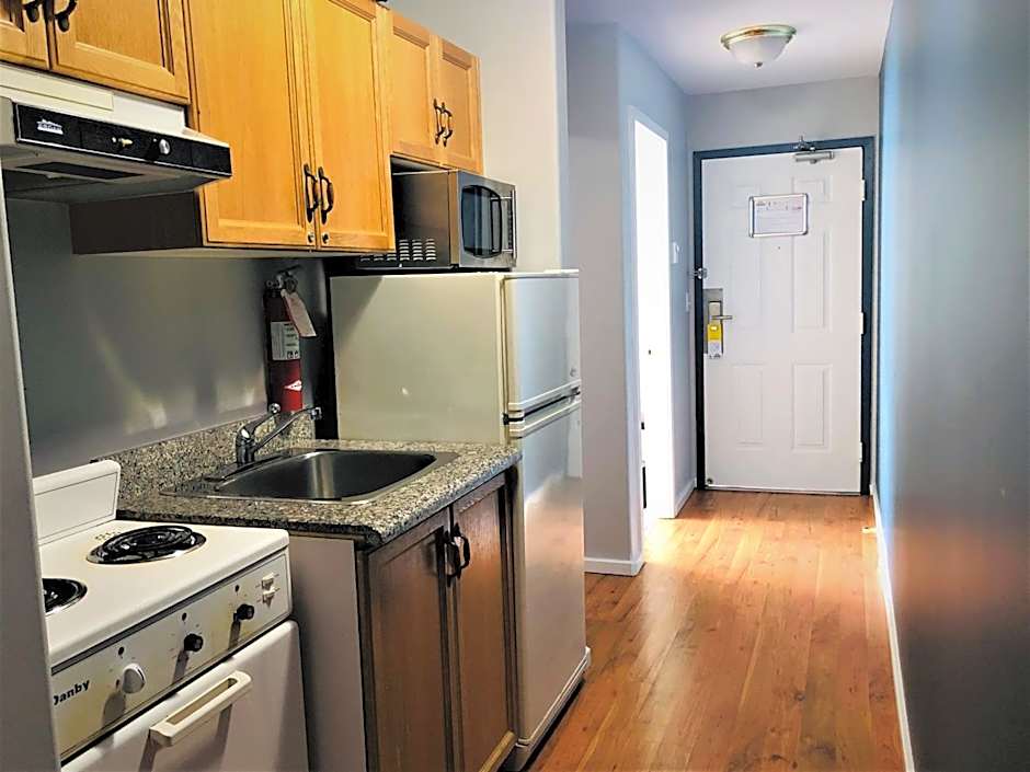 Days Inn by Wyndham Kamloops BC