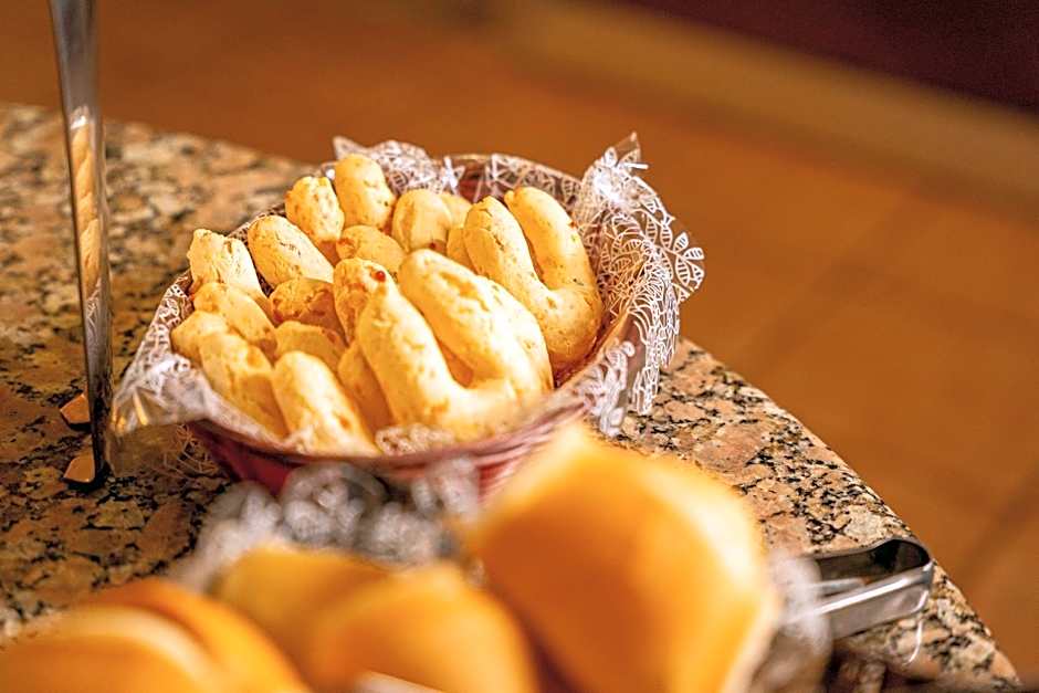 Hotel Deville Express Guaira