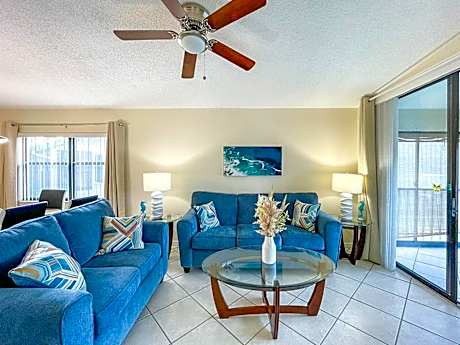 Spacious Shorewalk 2B-2B Condo near Anna Maria Island, Beaches & IMG Academy