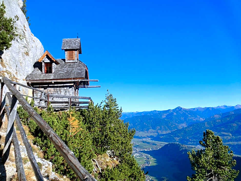 Steinerhaus Berggasthof